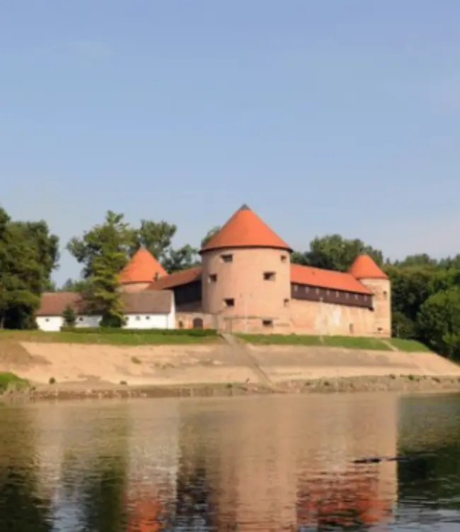 Tvrđava Stari grad Sisak na rijeci Kupi